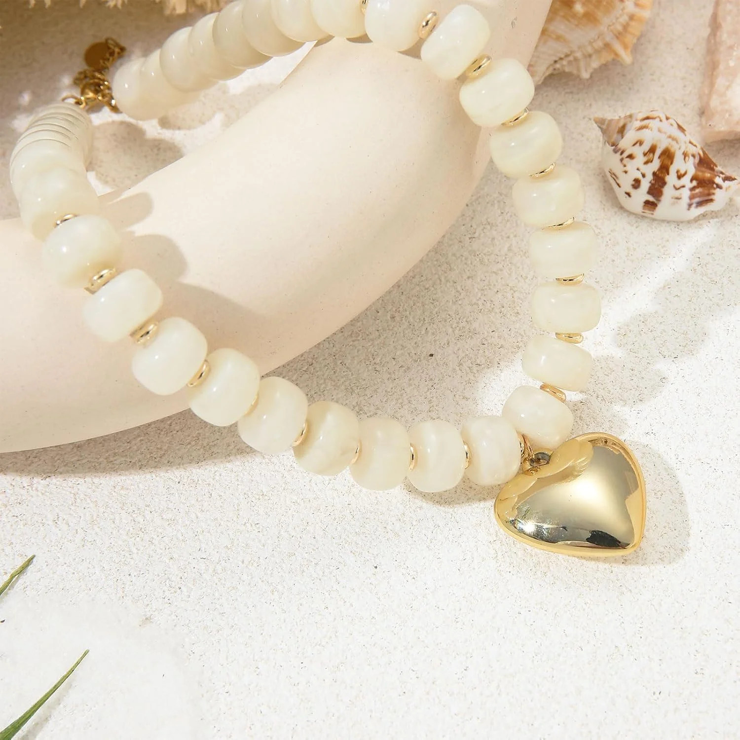 Beaded Necklaces for Women Big Bead Boho Choker Necklace Trendy Heart Jewelery