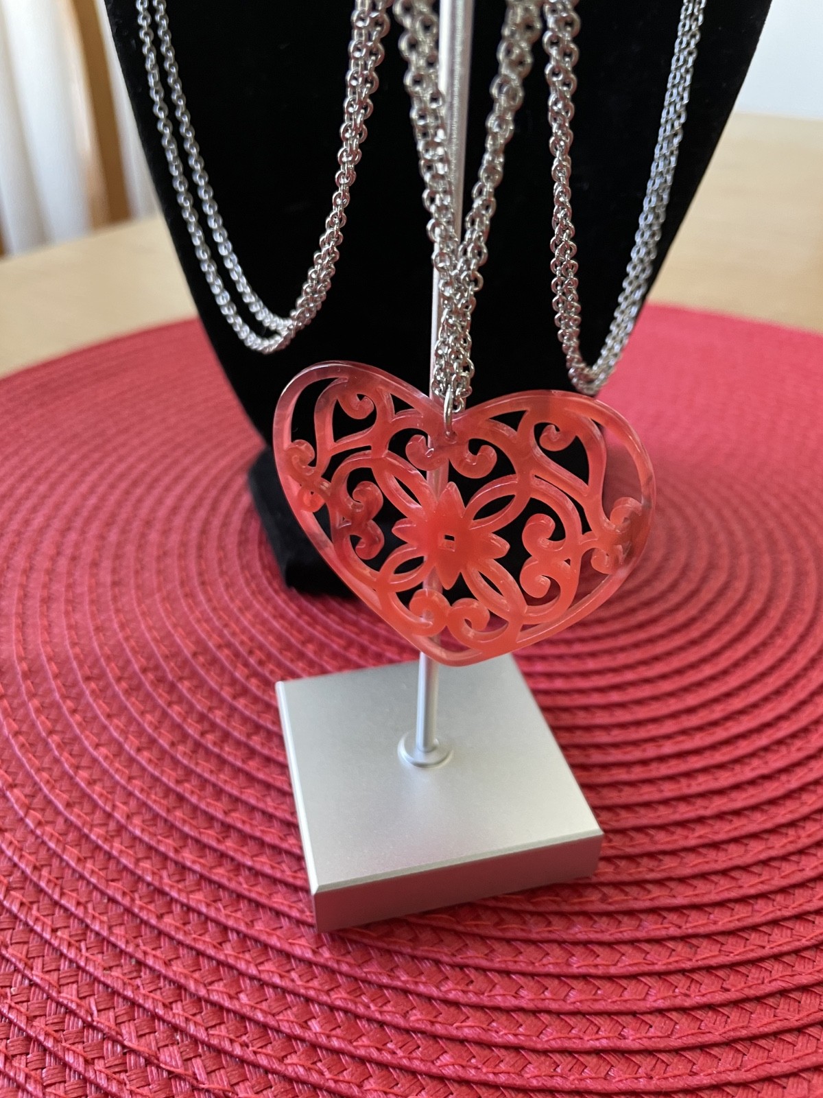 C1946 Acrylic Filigree Heart Pendant on Silvertone 32-34″ Chain Necklace