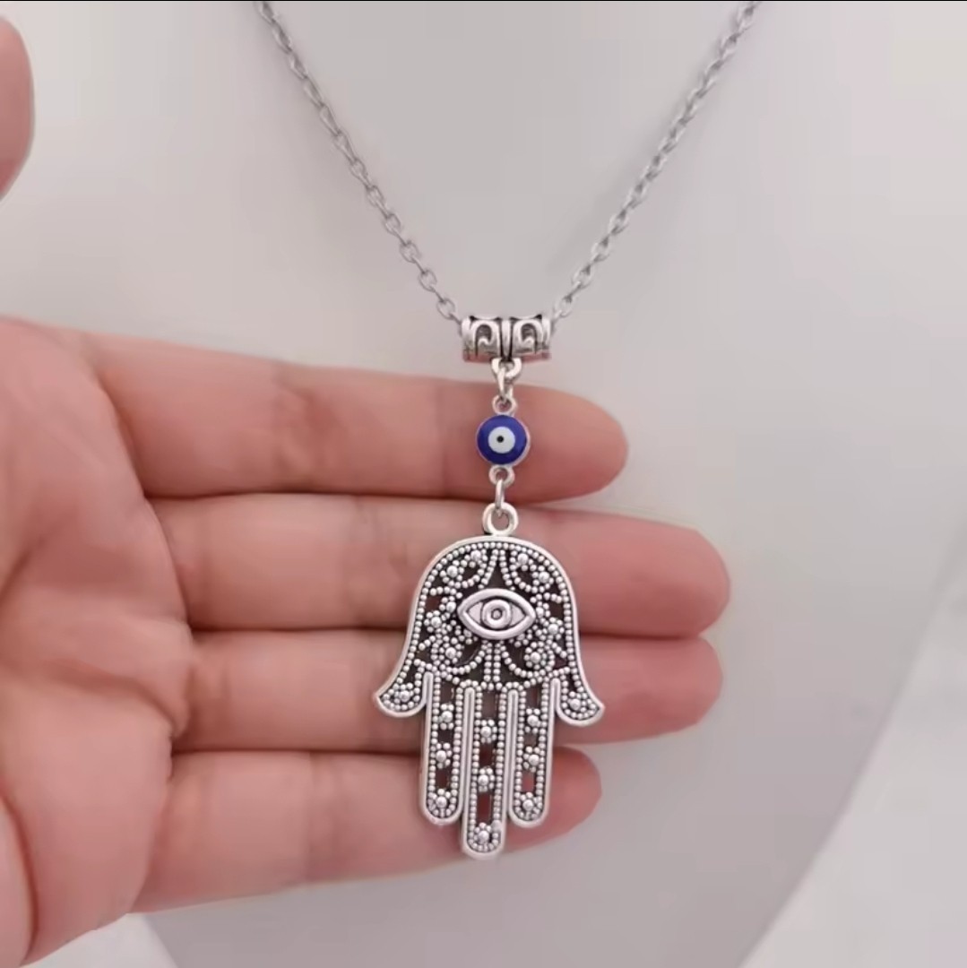 Women’s Fashion Silver Evil Eye Lady Hamsa Hand Of Fatima Vintage Necklace