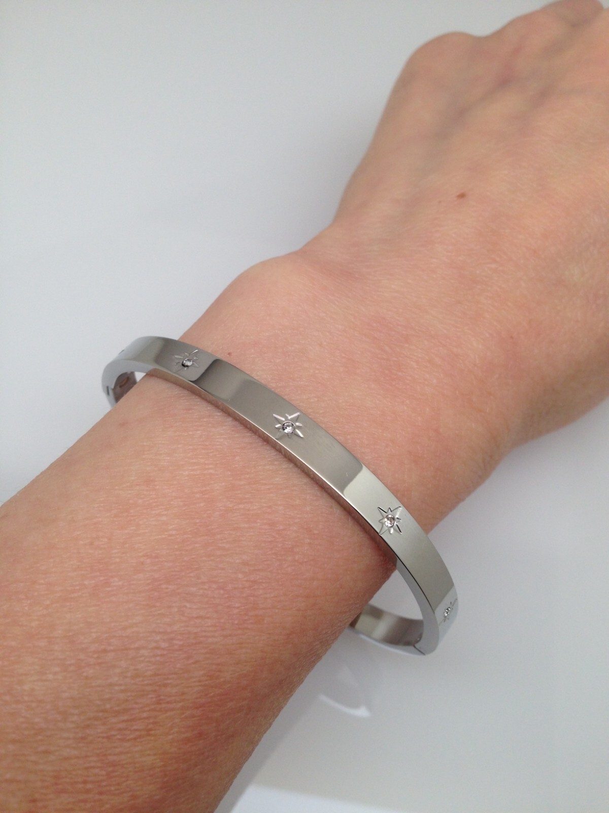 Stainless Steel CZ North Star Station Bangle Bracelet 6.75″ 5mm