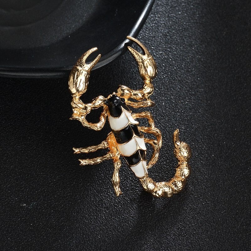 Fun Simulation Beetle Metal Brooch Woman Clothing Pin Insect Alloy Brooches Gift