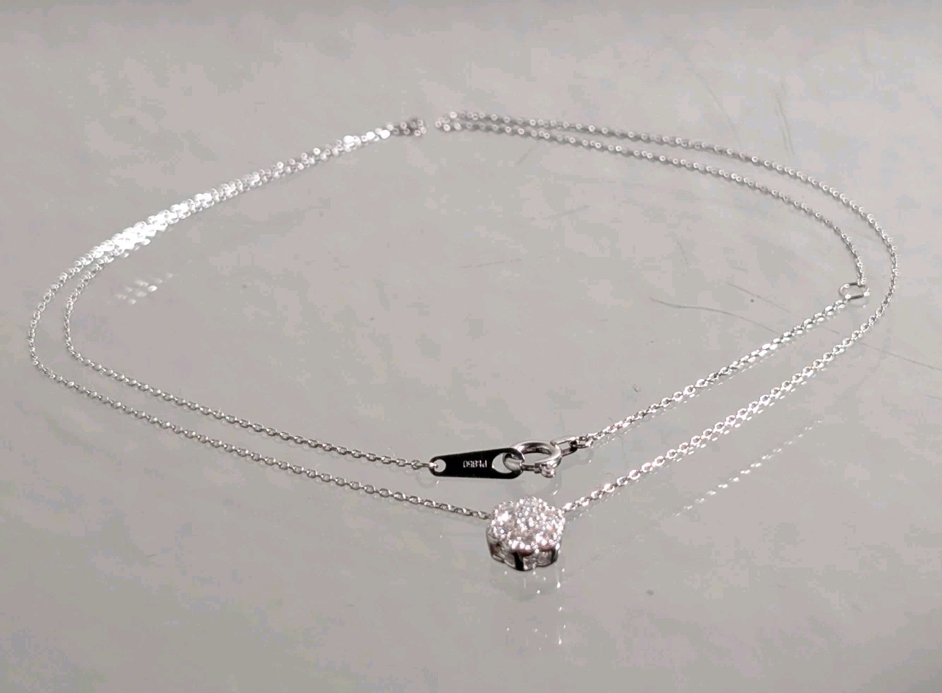 Pt900 0.15ct Diamond Pendant Pt850 15″ Dainty Chain Necklace 1.5grams