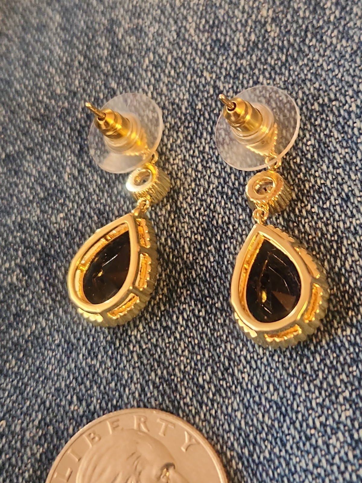 1928 JEWELRY COMPANY DROP EARRINGS..READ