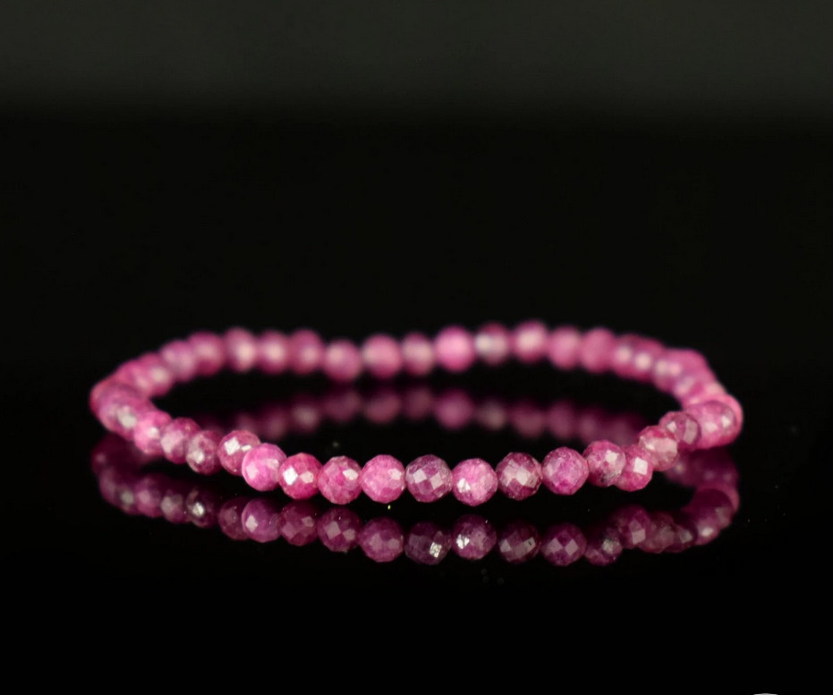 Ruby bracelet round faceted beads Positive thinking Maintenance Stabil
