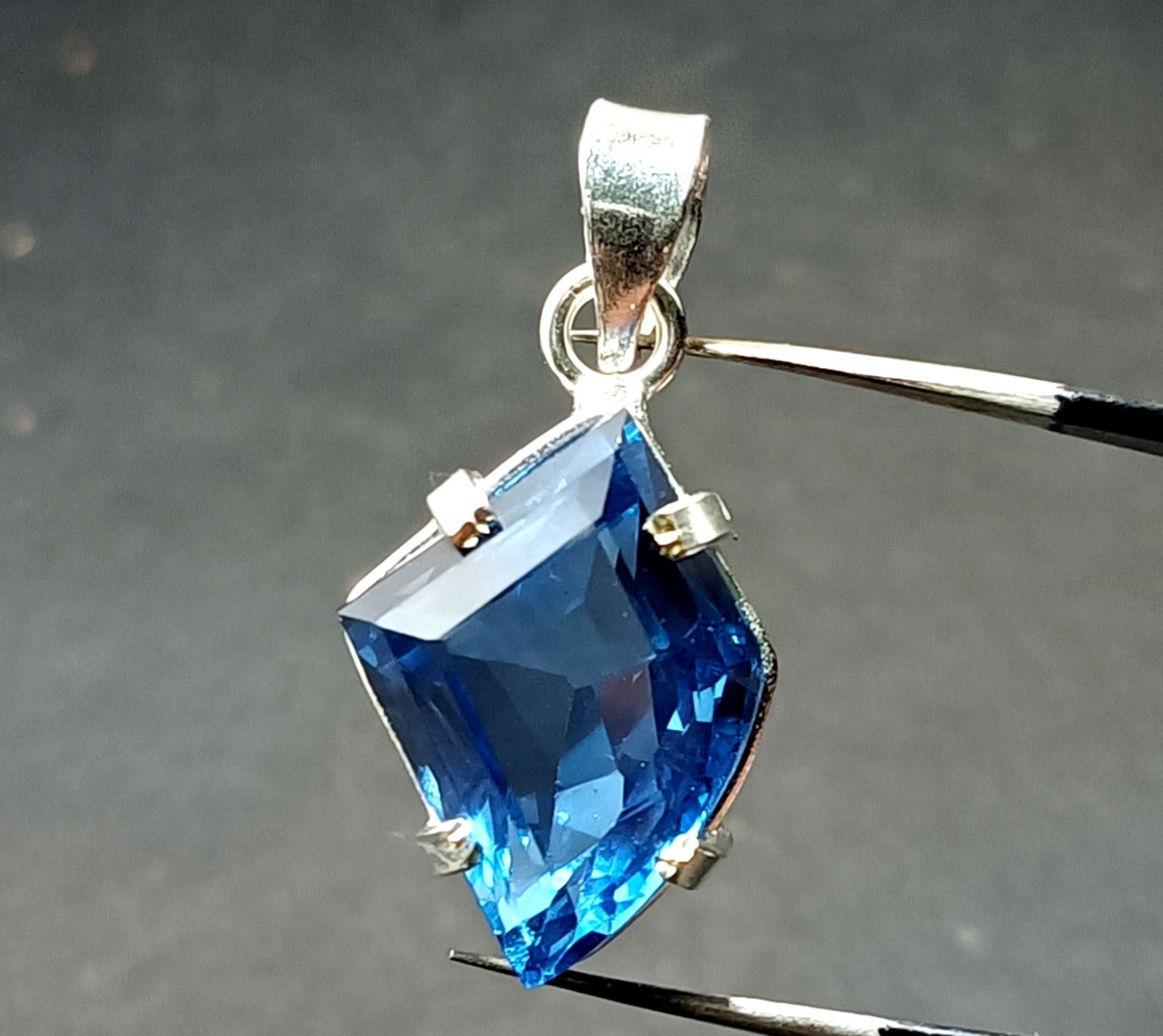 31.65 Ct Certified Natural Fancy Blue Sapphire Gemstone Pendant 925 Sterling Gem