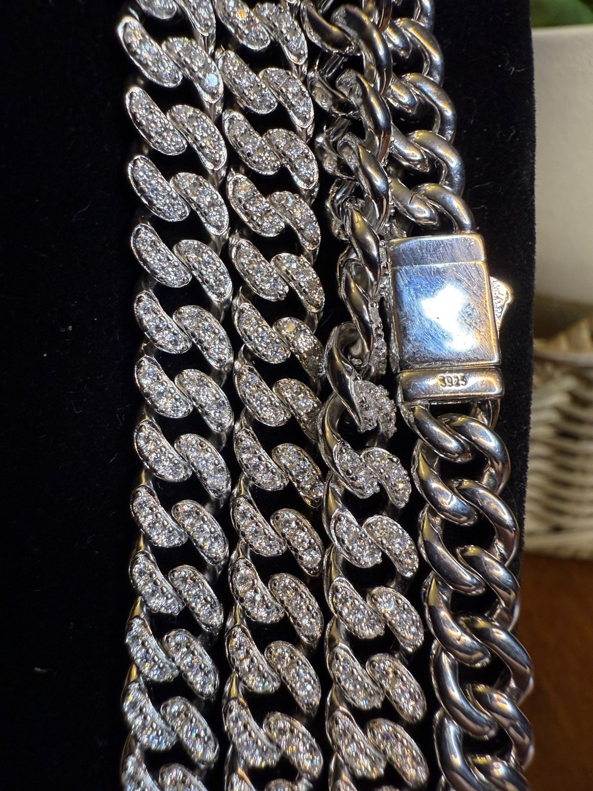 8MM 22in SOLID 925 Sterling Silver (~66g) Moissanite Miami Cuban Chain