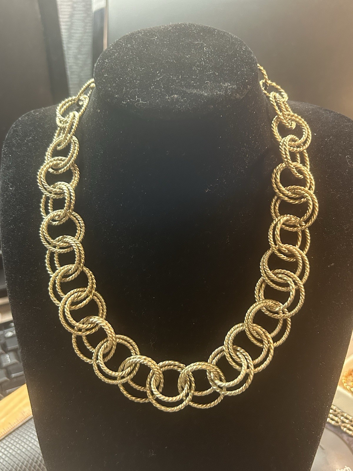 Banana Republic Double Link Statement Necklace Brushed Gold Textured Chain 18″