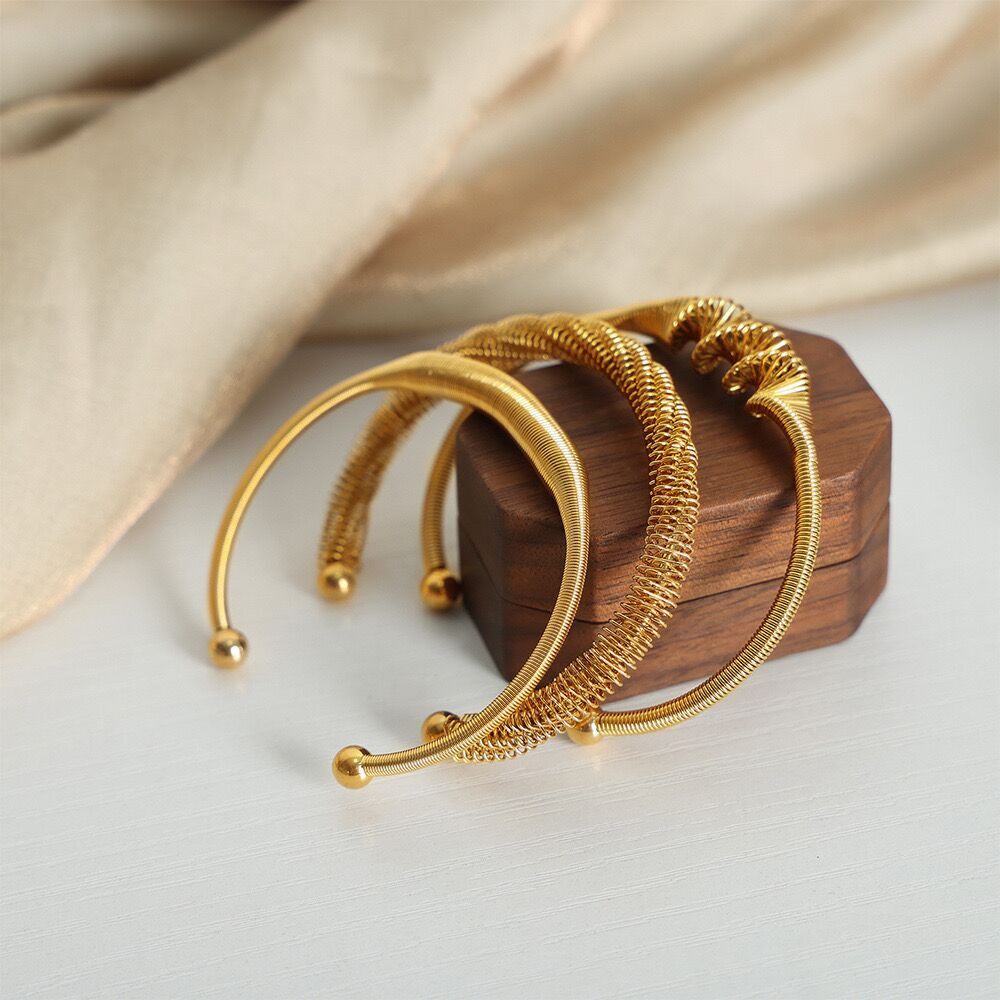 INS Woman 18K Gold Plated Stainless Steel Bracelet Opening Bangle Cuff Wristband