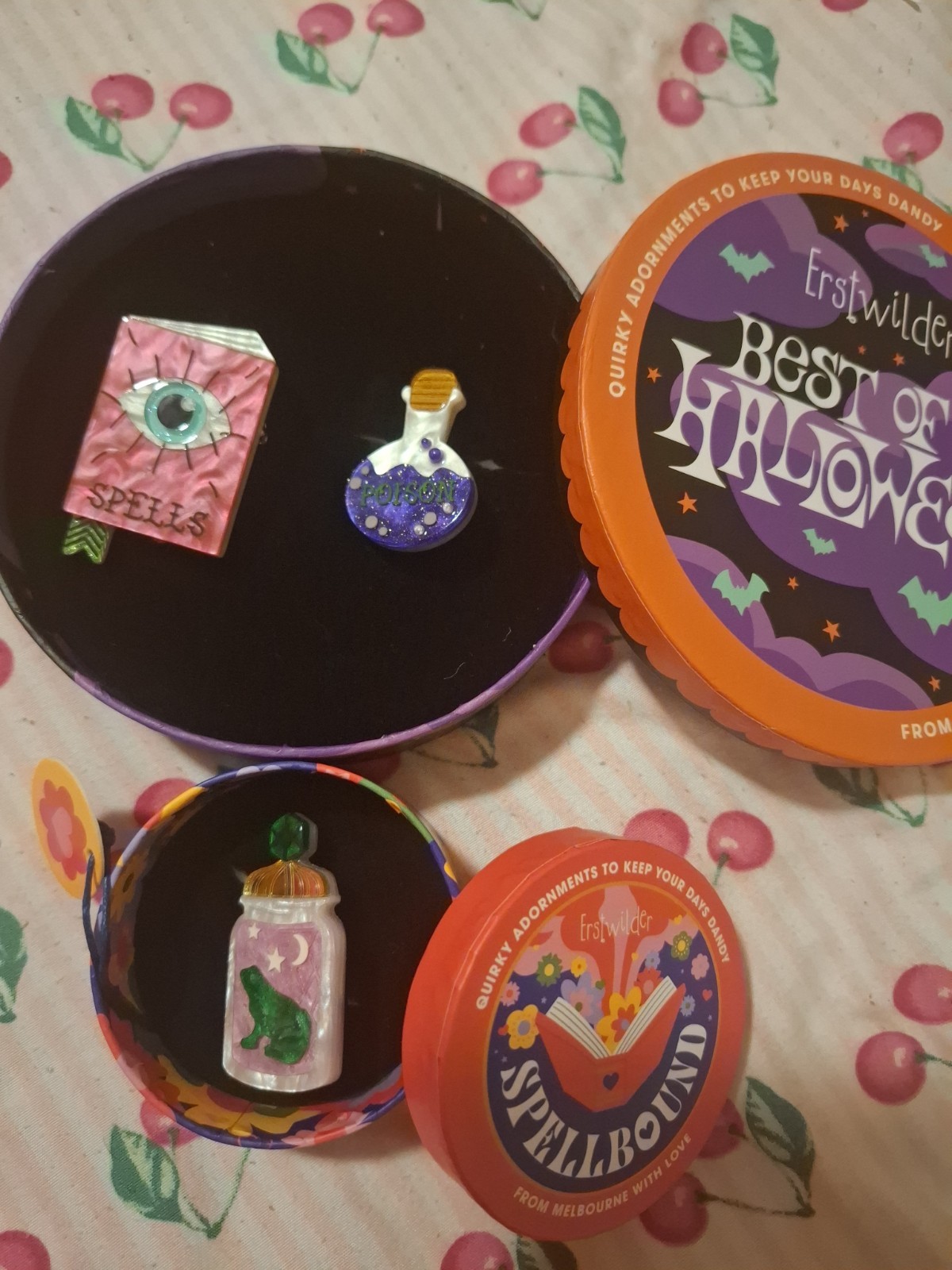 Erstwilder Witch’s Brew Halloween Mini Brooch Set & Spellbound Growth Eternal