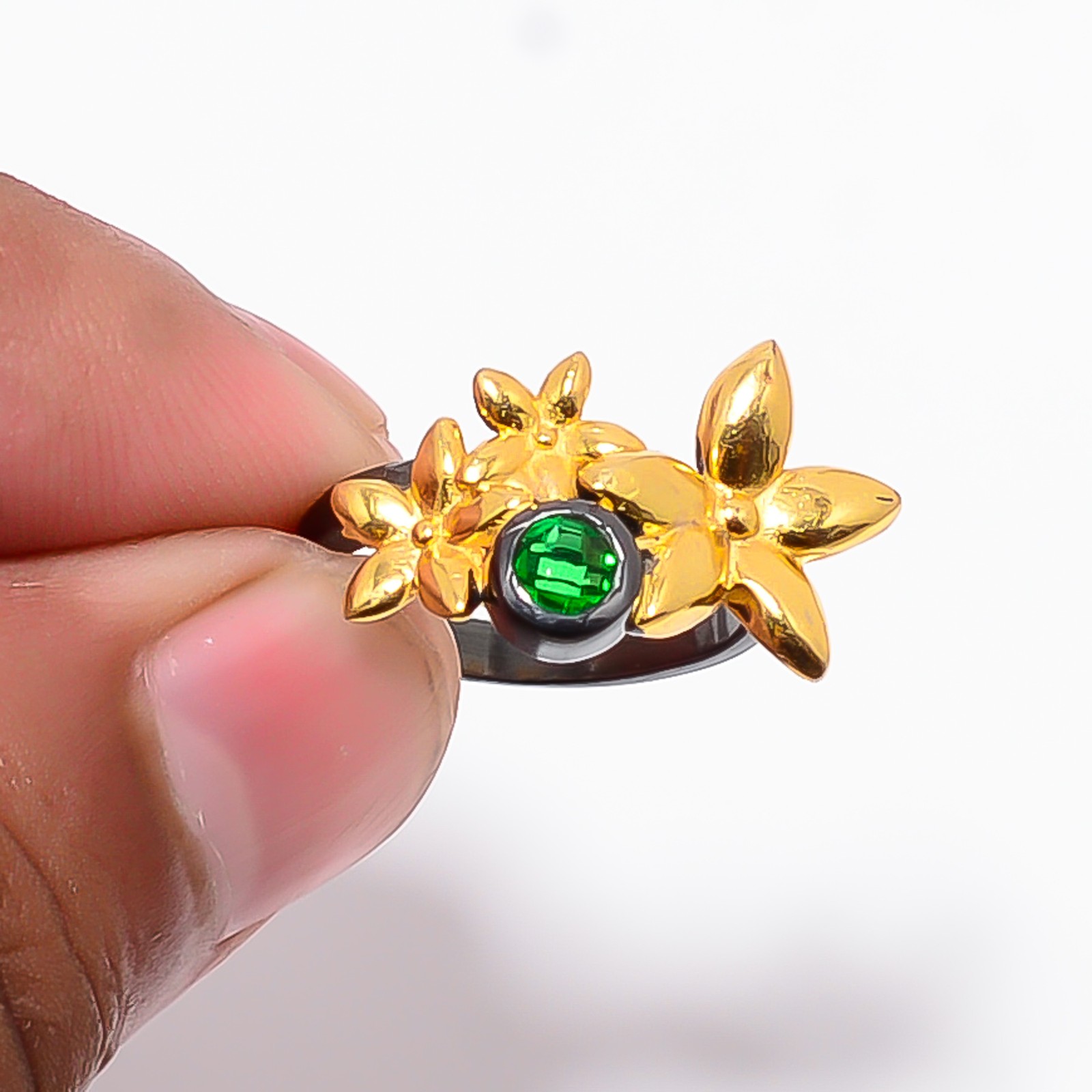 Tsavorite Black And Gold Plated 925 Sterling Silver Ring S.5.5 R87411