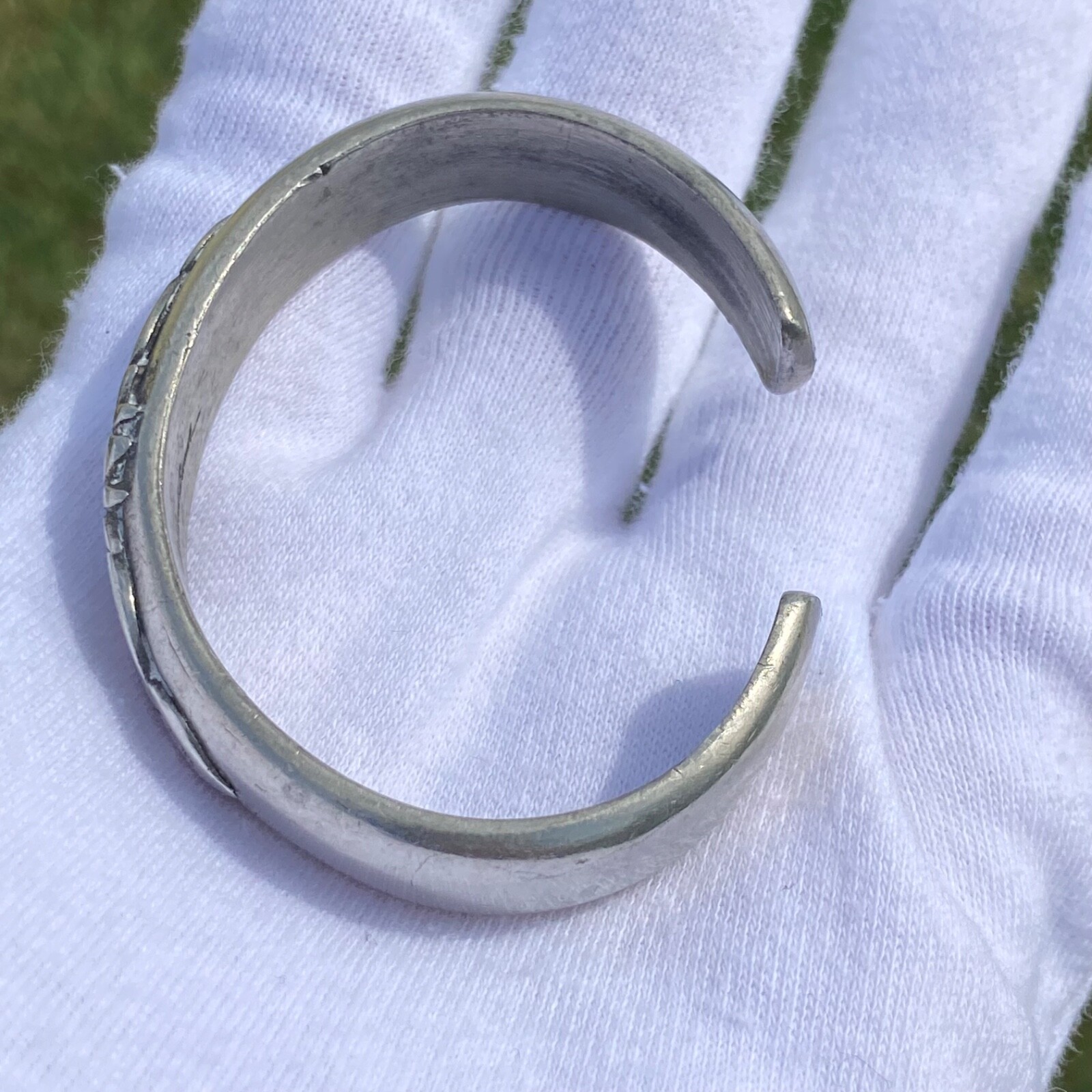 Laurel Burch Floral Cuff Bracelet Looks Like Pewter