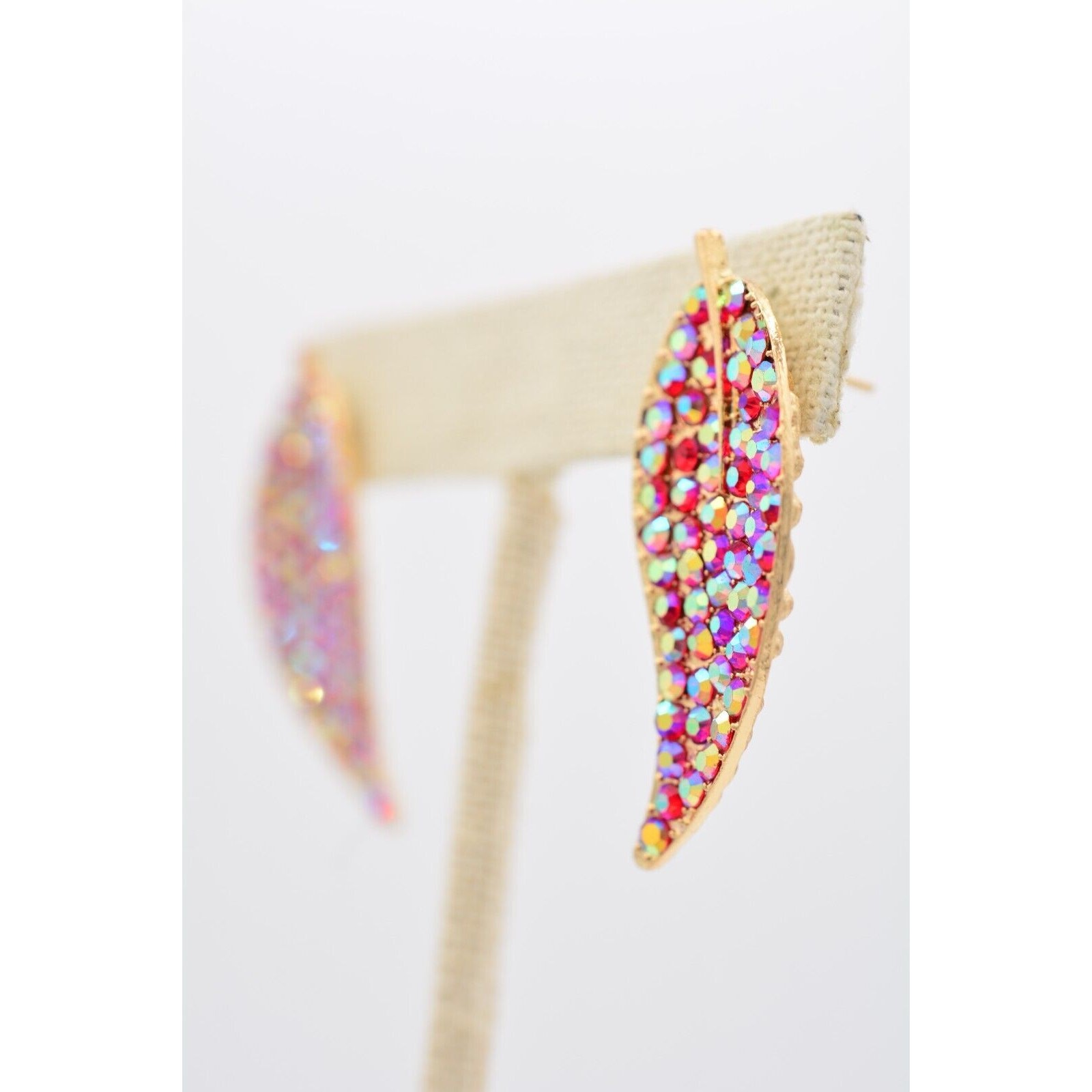 Crystal Leaf Earrings Red Rhinestone Aurora Borealis Gold Tone Sparkling BinAA