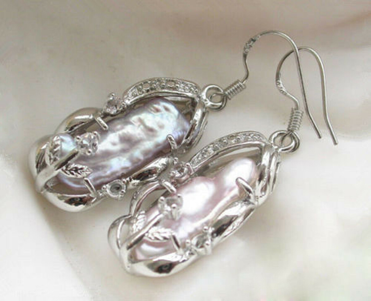 12x26mm Natural White Baroque Biwa Freshwater Pearl Dangle Silver Hook Earrings