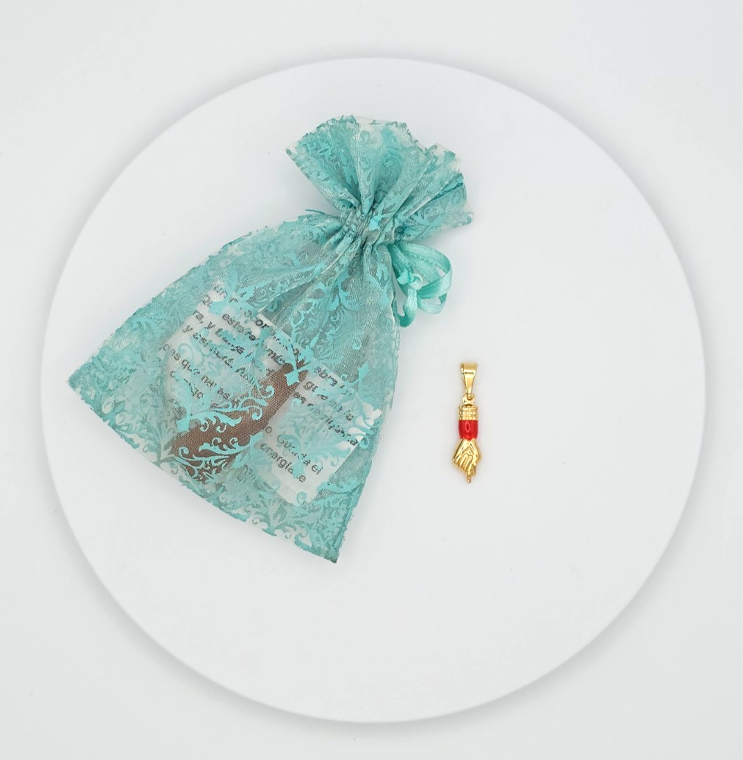 Charm Pendant Azabache Gold Hand Gold Filled 18K proteccion buena suerte fortuna