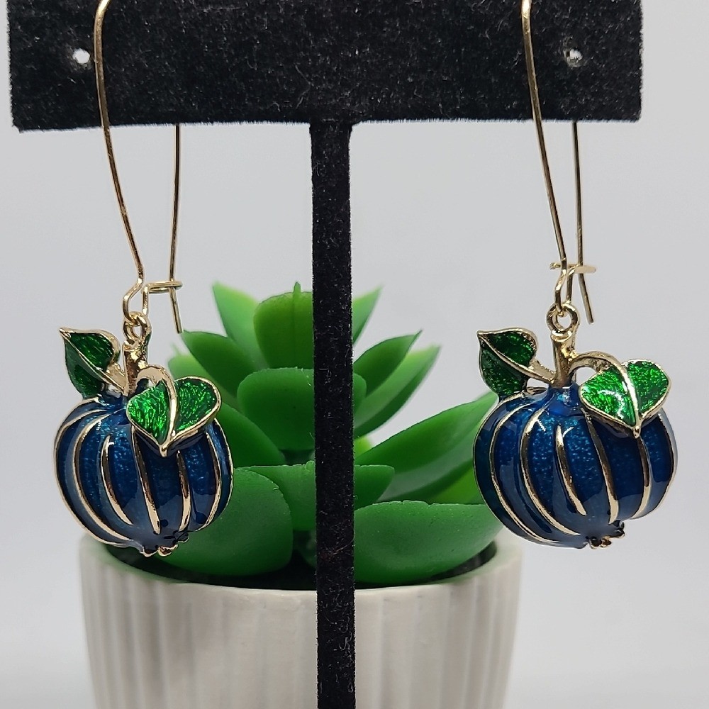 Elegant Blue and Green Pumpkin Dangle Drop Earrings NWOT Ladies Fall Outdoor