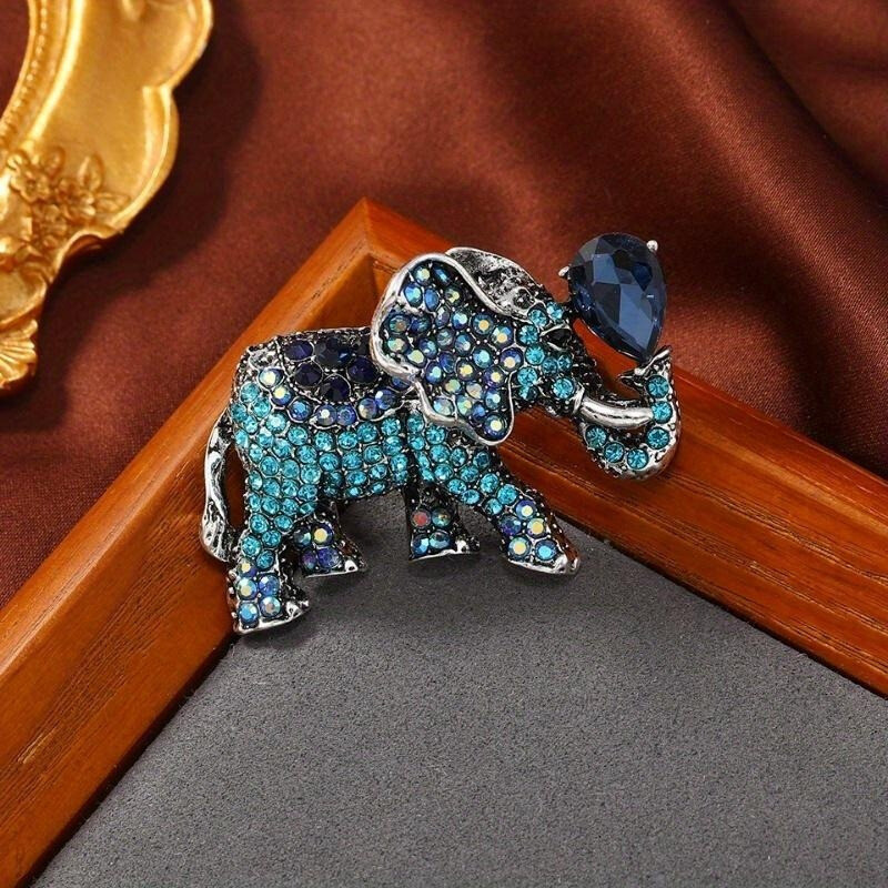 Fashion New Design Alloy Rhinestone Elephant Corsage Brooch Animal Jewelry
