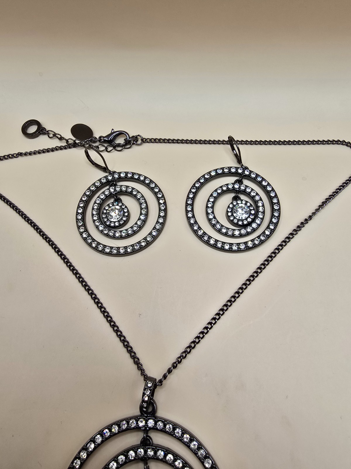 White House/Black Market Set