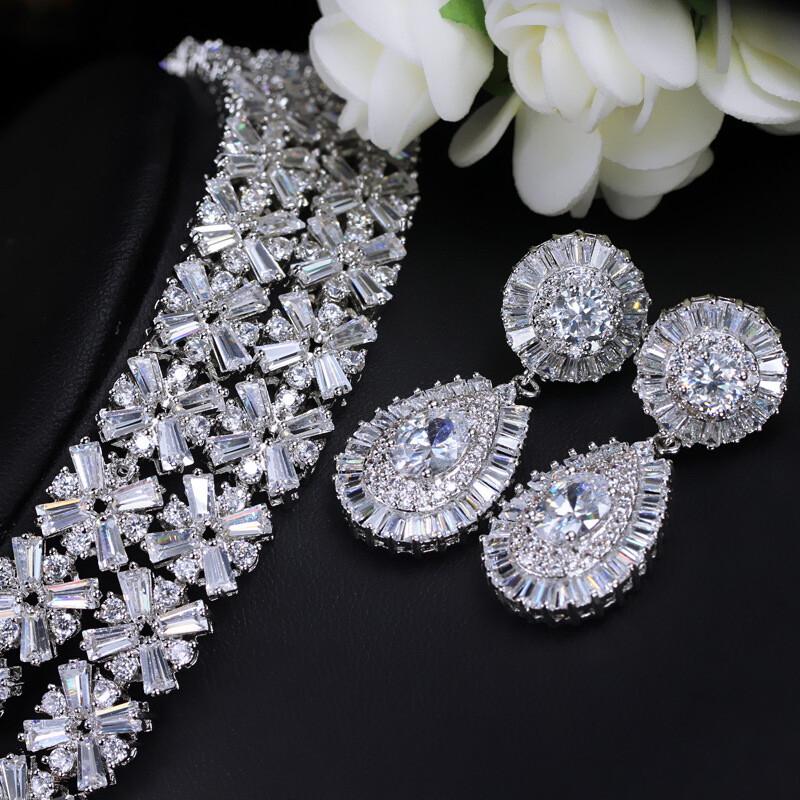 18k Gold CZ Snowflake Earrings Necklace for Brides Wedding Costume Jewelry Set