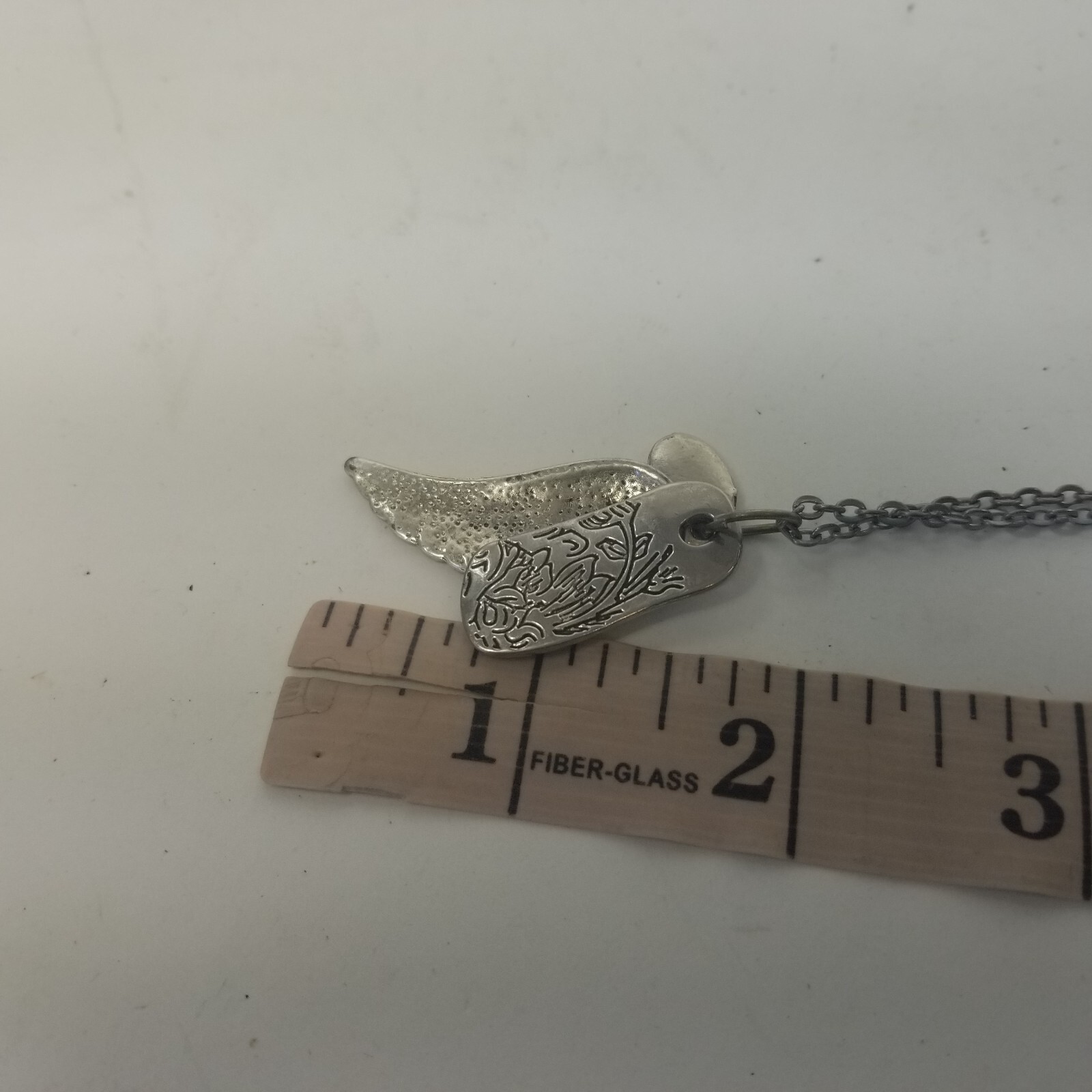 Passion Inspire Angel Wing Charm Necklace Pendants SIlver Tone 18″