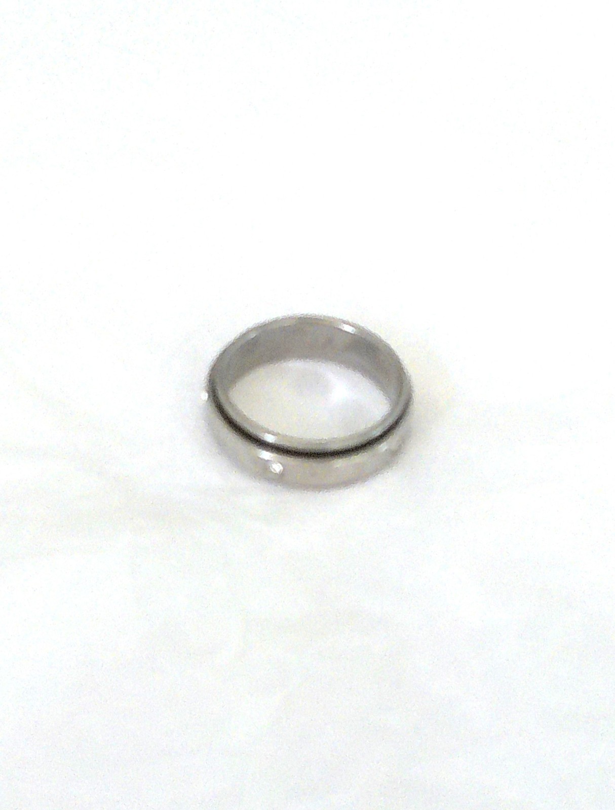 New Stainless Steel Crystal Accents Spinner Ring Size 8.25 for All Occasions
