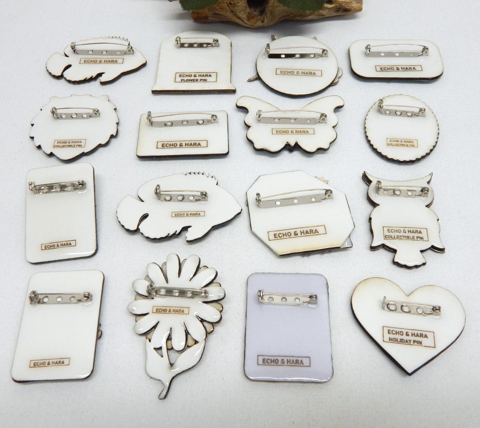 ECHO & HARA COLLECTIBLE PIN/BROOCH LOT CATS, FISH, FLOWERS, BIRDS & OTHERS