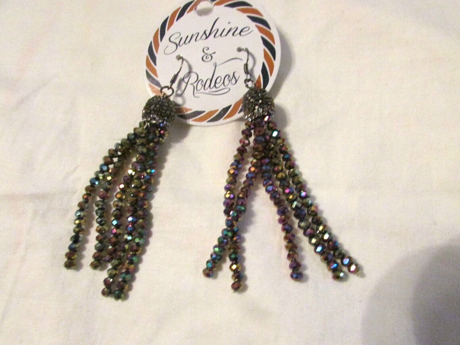 Pair of Long Glittery Earrings – Pierce – New