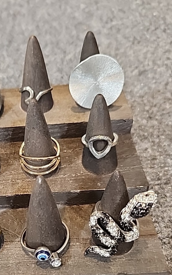 Jewelry 18 Rings Egyptian Adjusts Sized Gold Silver Tones See Description #181