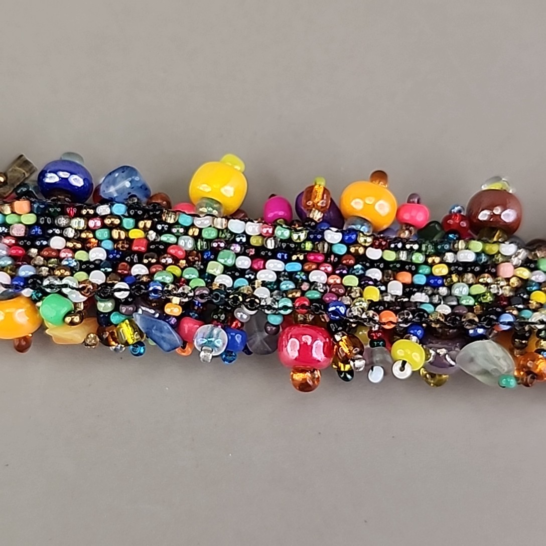 Glass Beaded Bracelet Woven Multicolor 7.25″