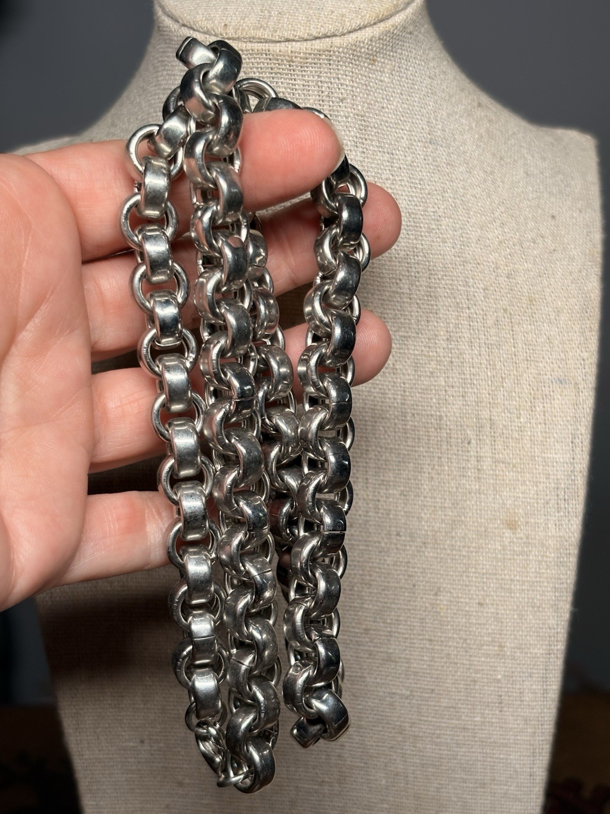 Silver Tone Chunky Rolo Chain Link Necklace Metal Chain Style 22in