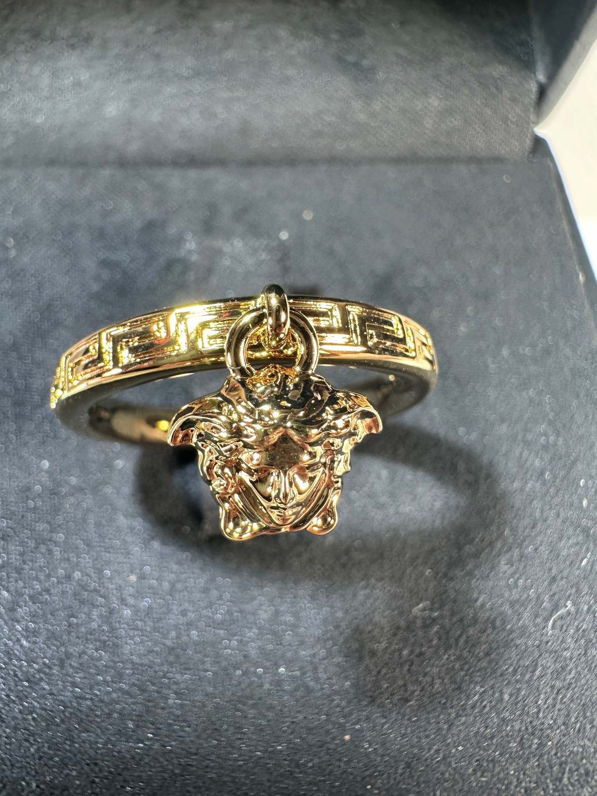 NWT Versace Greca Gold Tone Medusa Charm Ring Light Gold Authentic