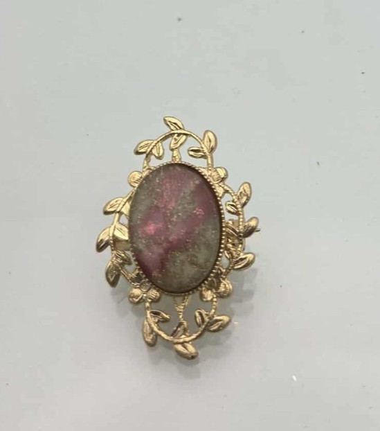 Vintage 1970s–1980s Gold Tone Floral Brooch | Retro Costume Jewellery Pin