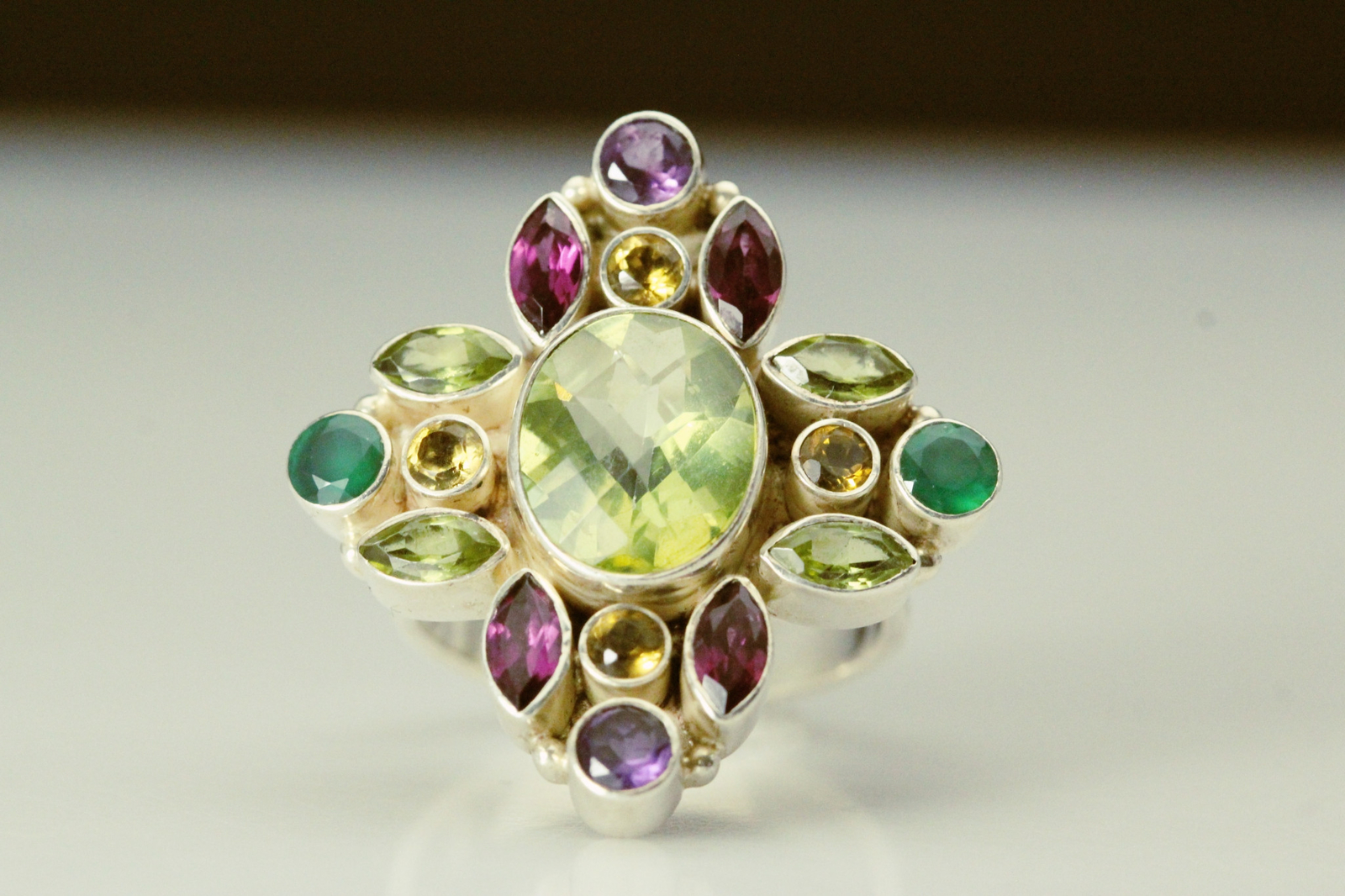 925 Sterling Multi-Gemstone & Color Cluster Cross Size 10 Ring 10.6g (RIN9257)