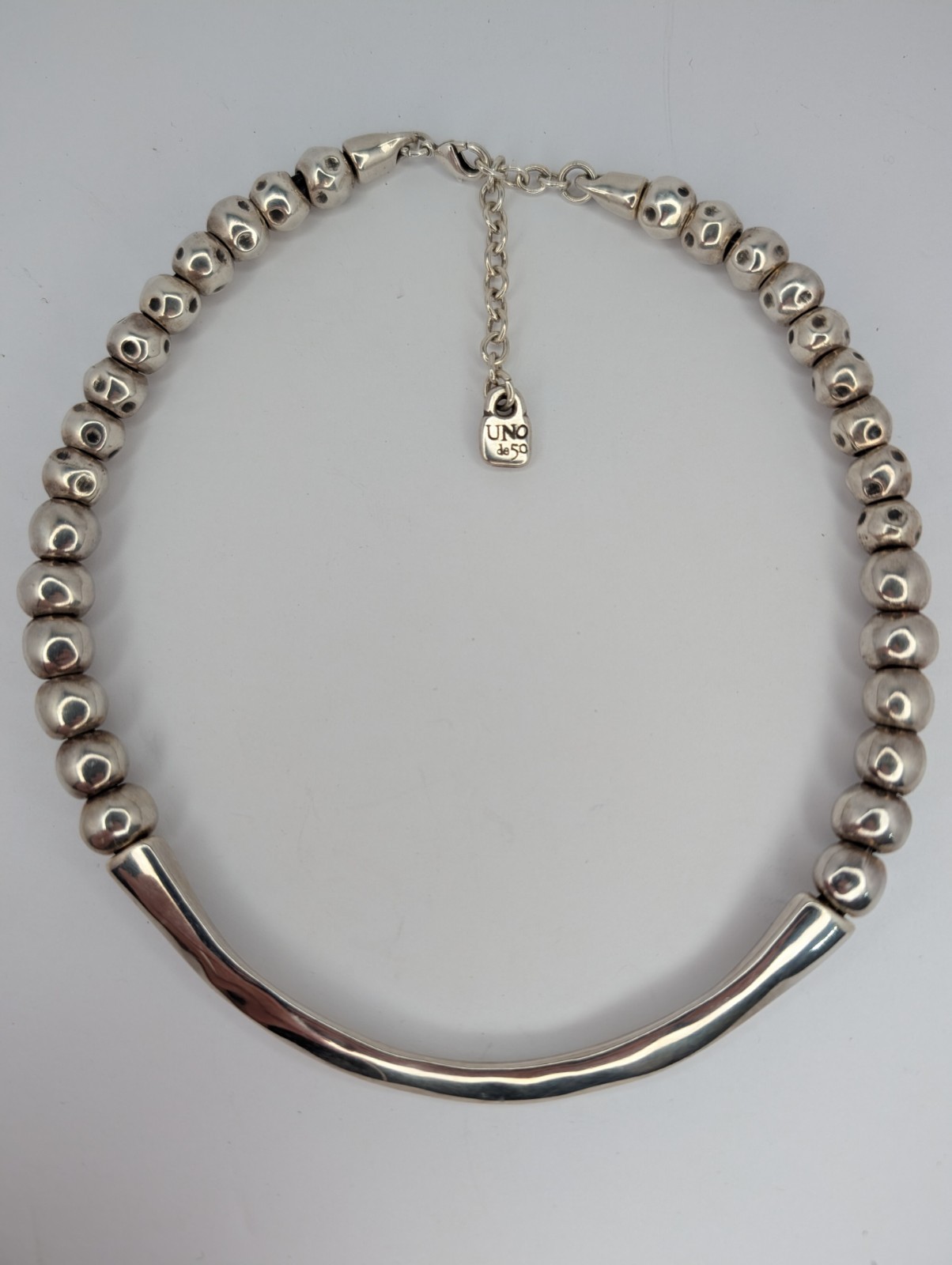 Uno de 50 GRAVITY Silver Short Necklace Beads Spheres