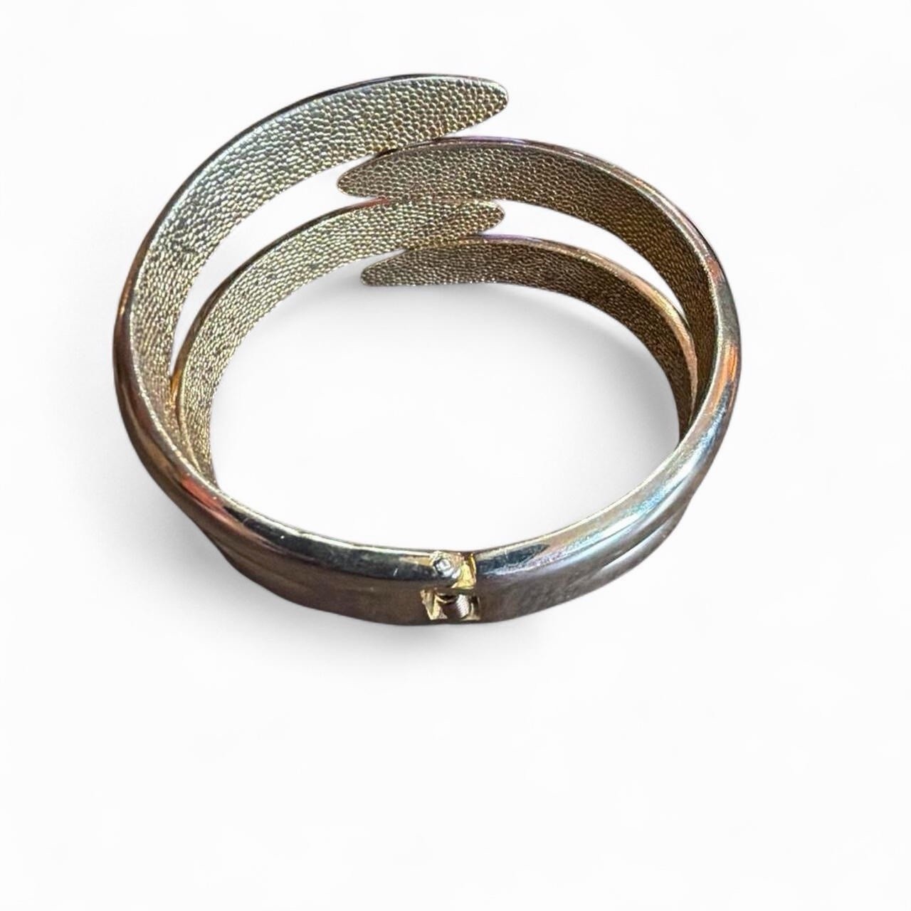 1990s Selena Quintanilla Gold claw clamp bracelet