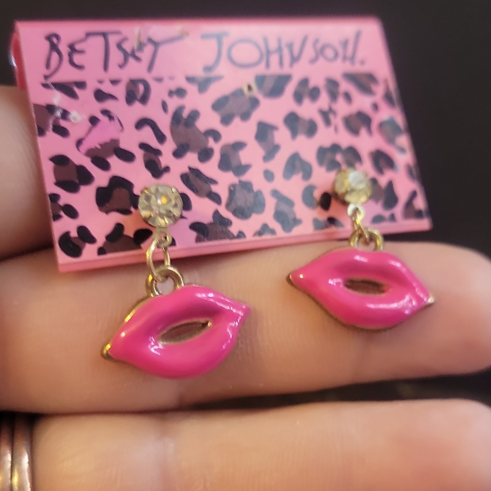 Betsey Johnson Pink Enamel Lips Dangle Drop Earrings Crystal Stud Gold Tone