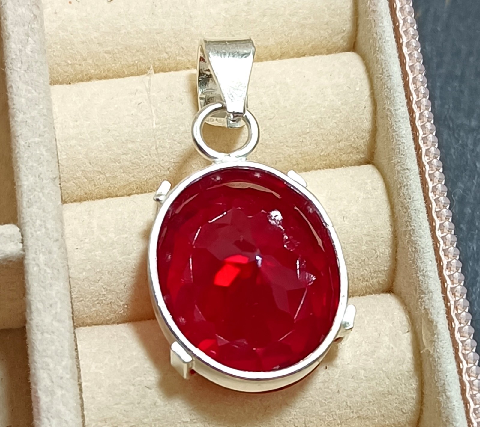 EGL Certified 40.60 Ct Natural RUBY 925 Solid Silver Pendant Loose Gemstone