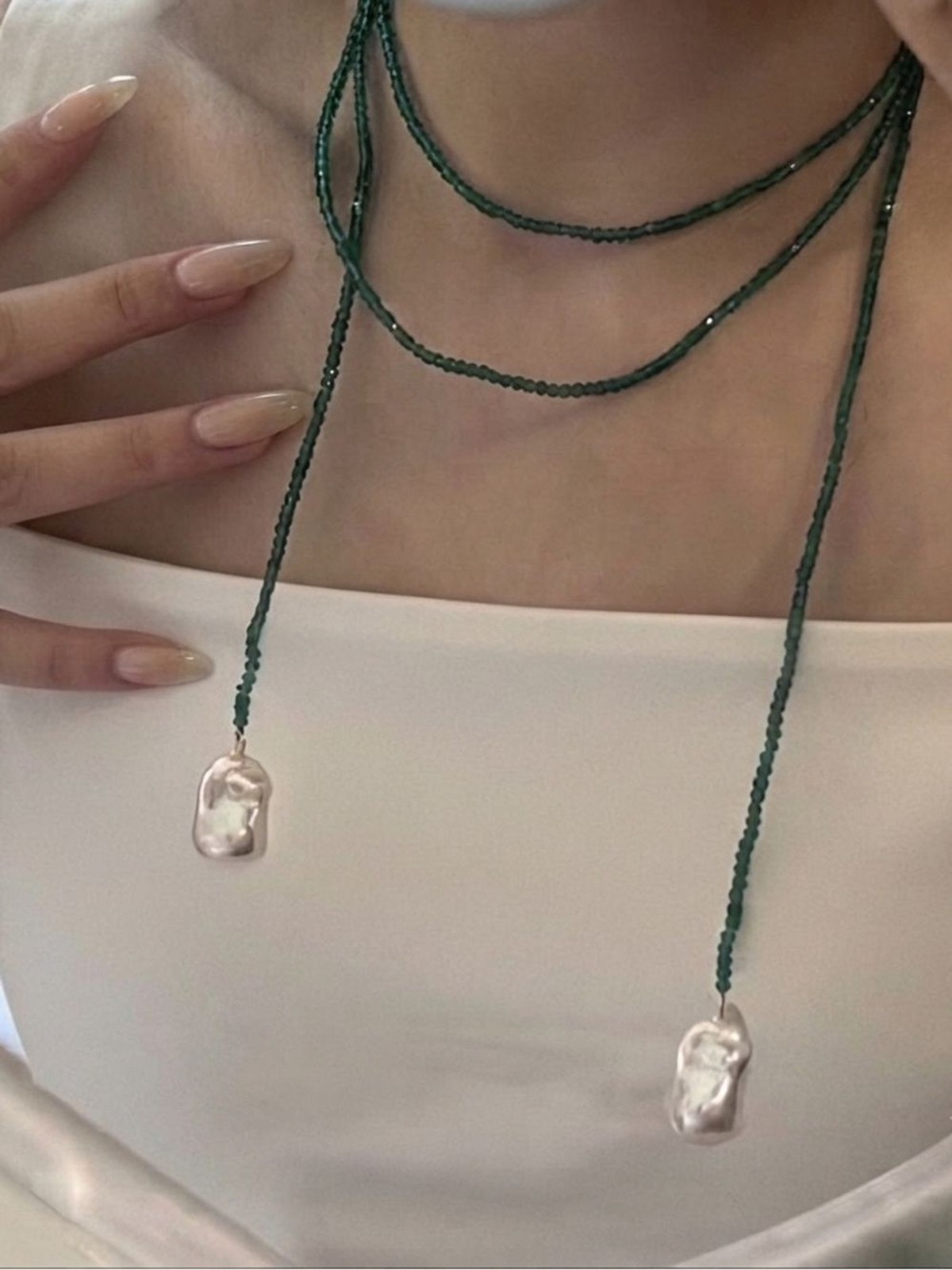 Green Beaded Lariat Necklace with Pearl Drops – Women Jewelry