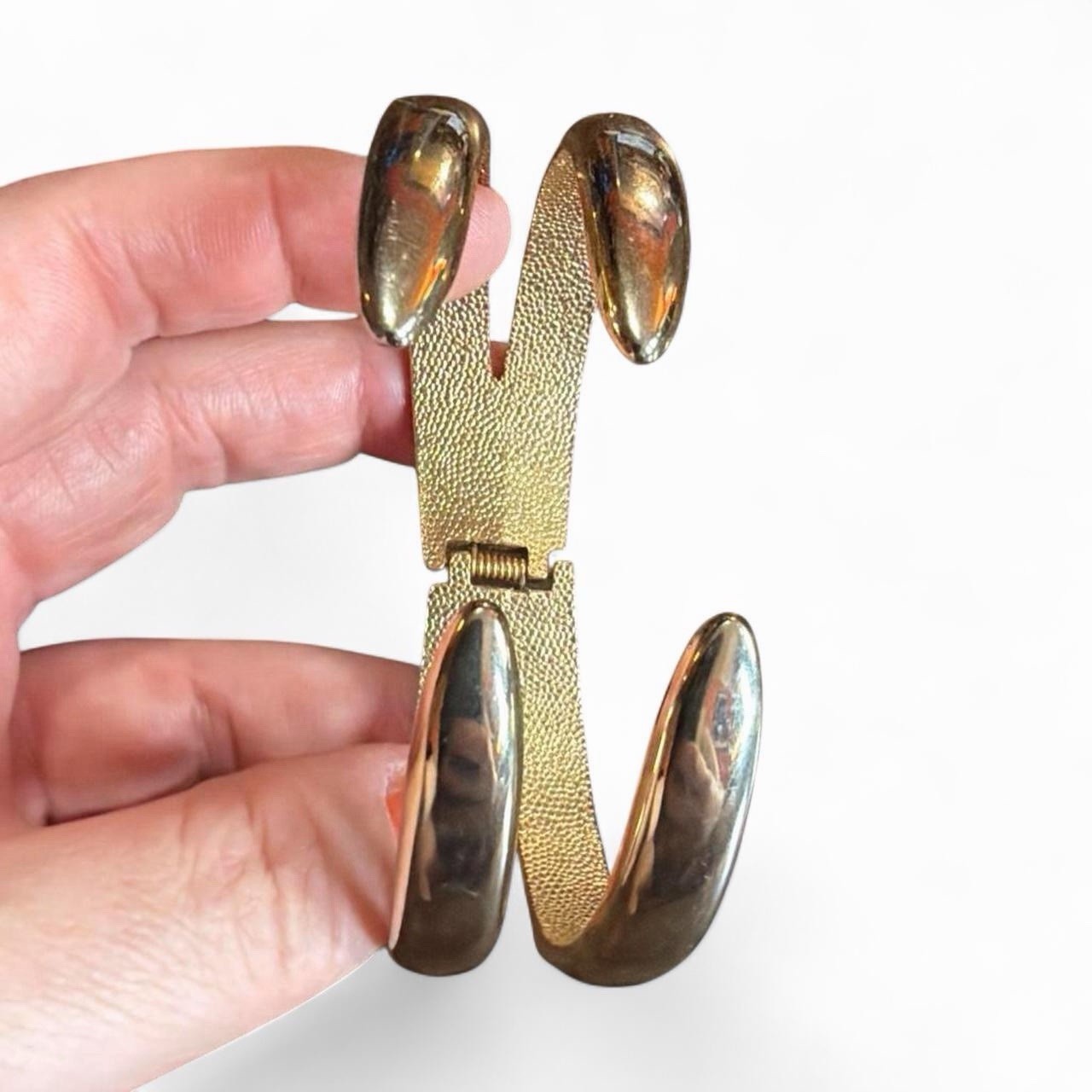 1990s Selena Quintanilla Gold claw clamp bracelet
