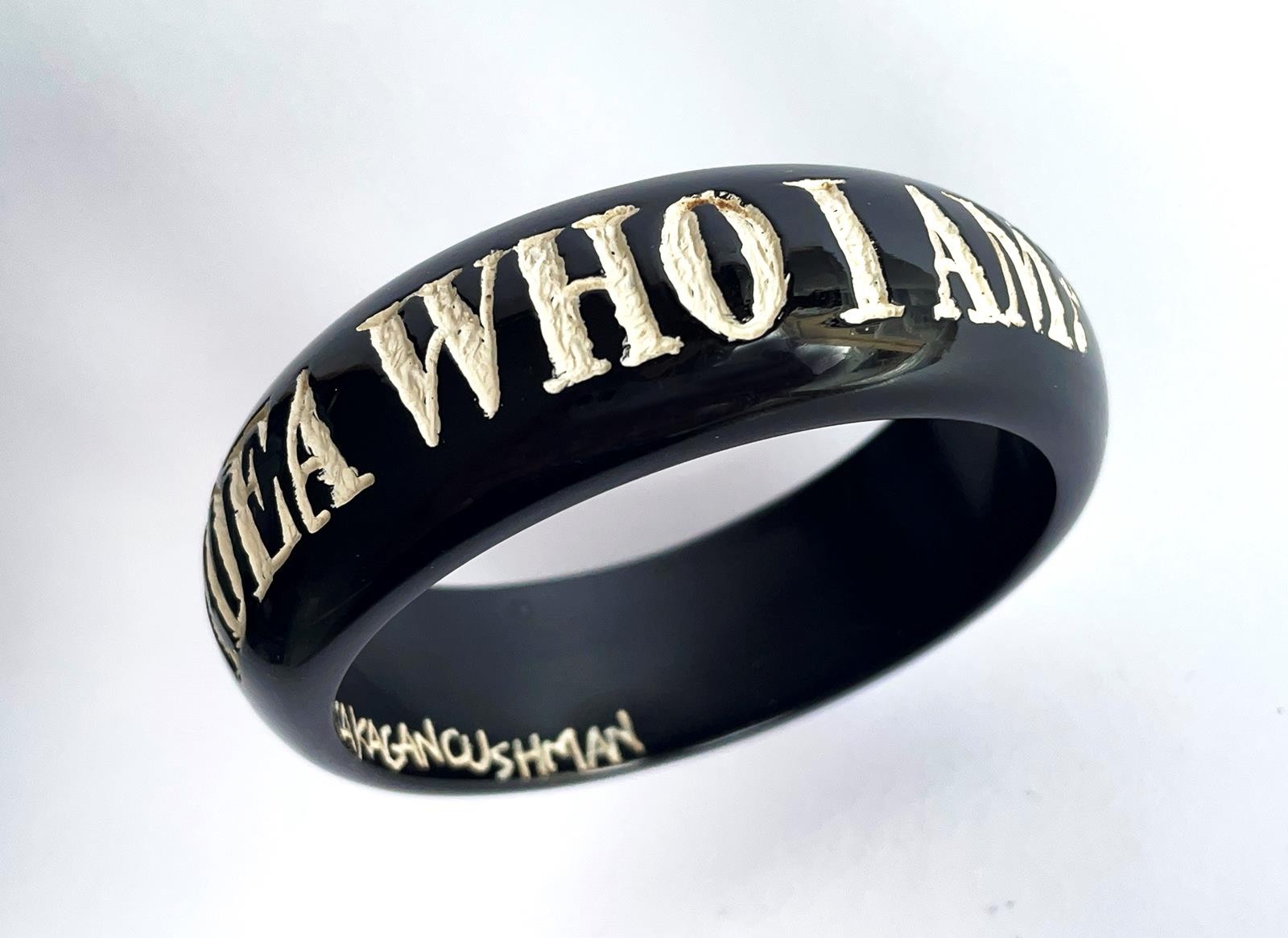 JESSICA KAGAN CUSHMAN RESIN BANGLE BRACELET DO YOU HAVE ANY IDEA WHO I AM? JKC