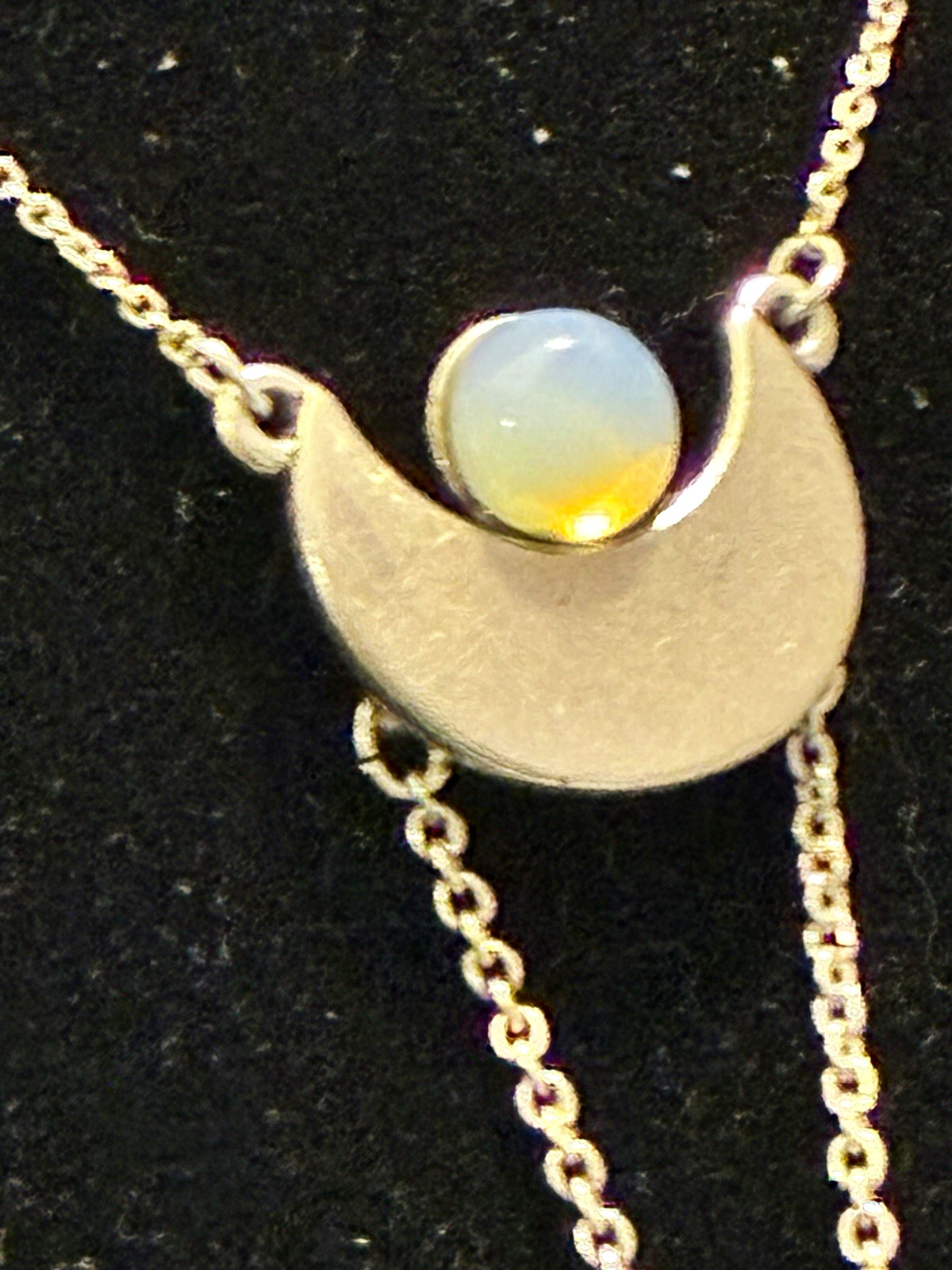 American Eagle Silver Tone Moon Pendant White Opal like glass Necklace 18″