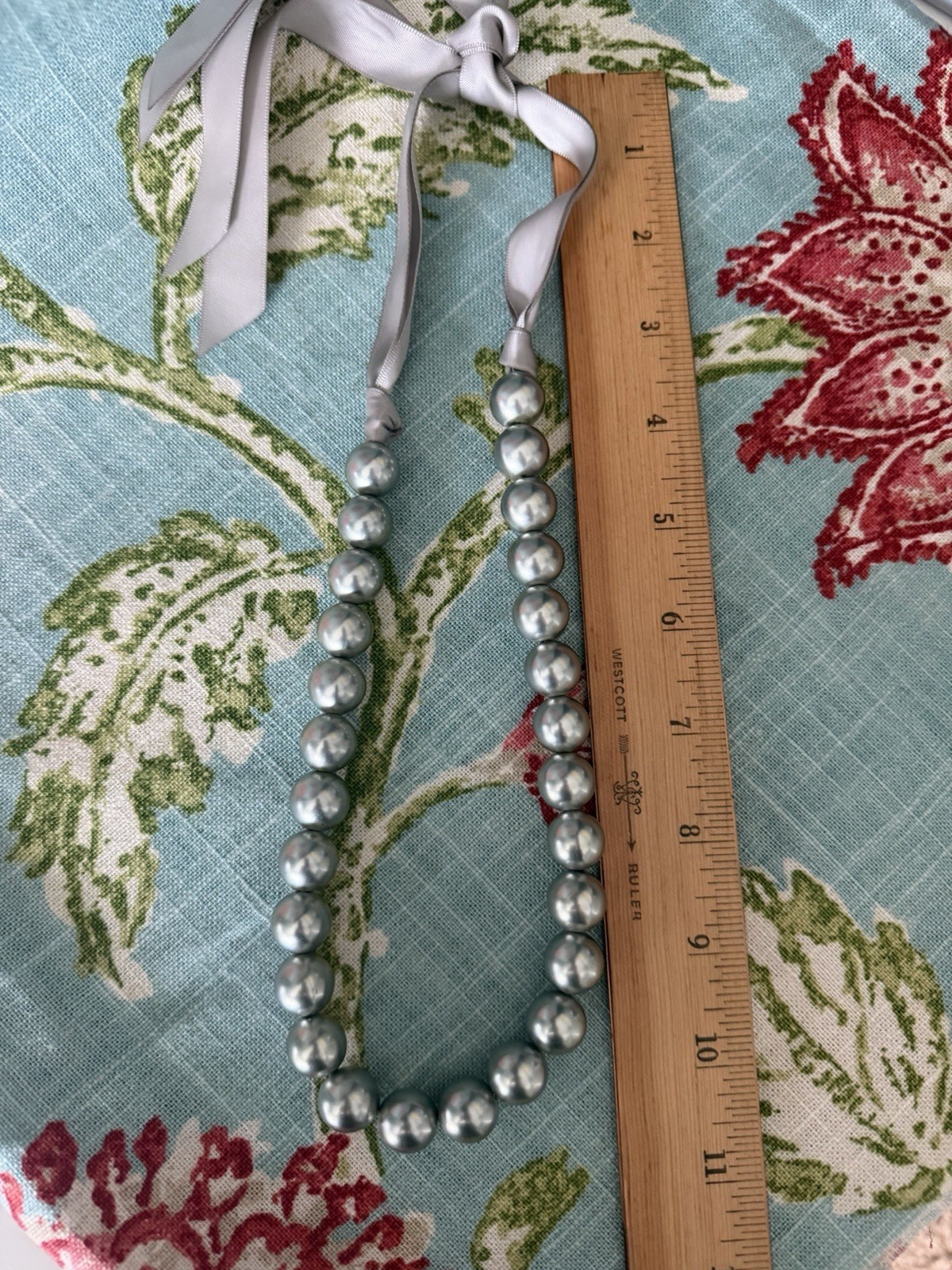 Chunky Pearl Ribbon Tie Necklace