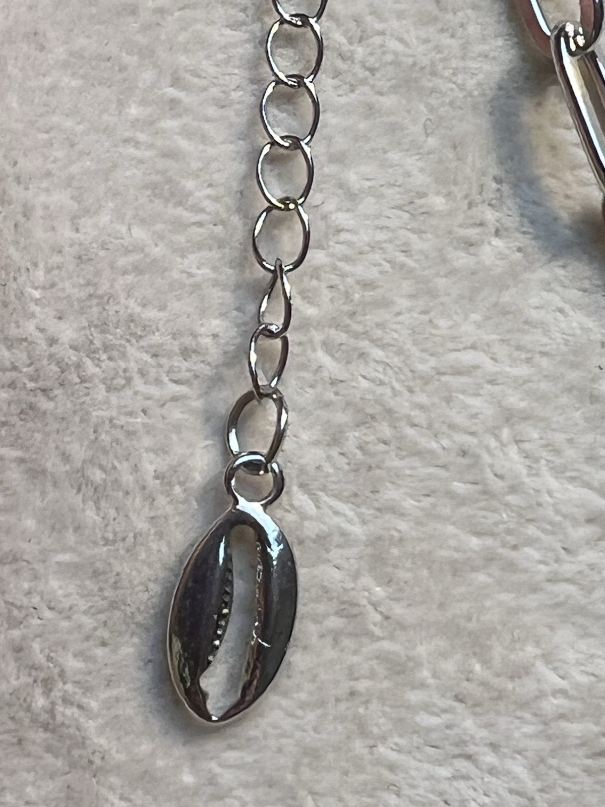 Silver Tone Paper Clip Necklace 32-39”