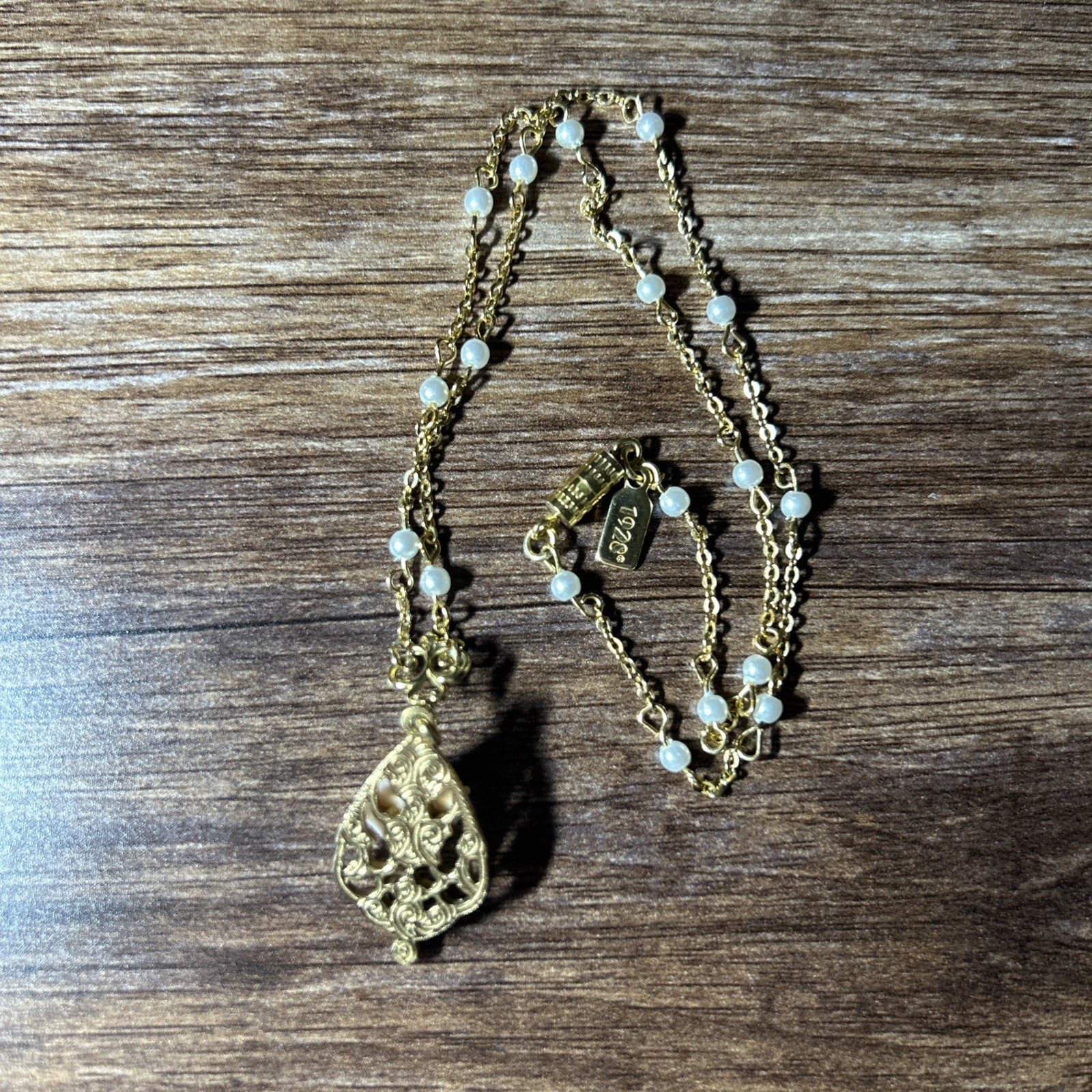 1928 Jewelry – Gold-tone Crystal/Porcelain Rose/Simulated Pearl 17in Necklace