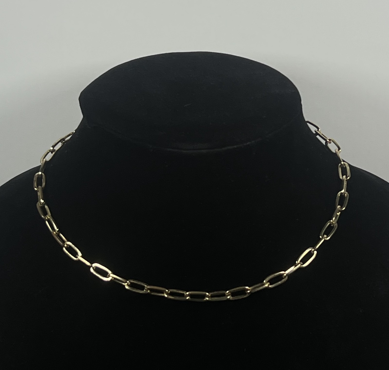 Light Gold Tone Choker Collar Paperclip Necklace 16 in Classy Casual Everyday