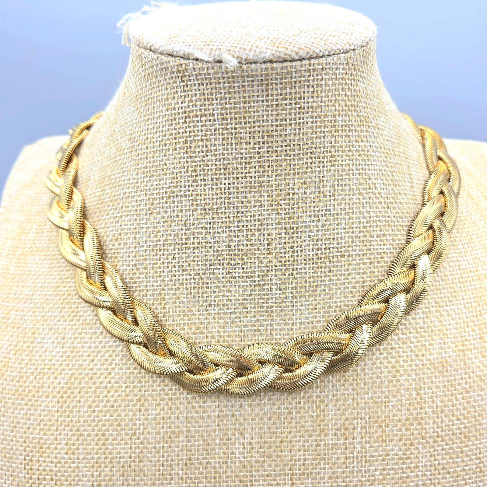1990’s QVC Linda Dano Signed Gold Tone Triple Omega Chain Braided Necklace 17″
