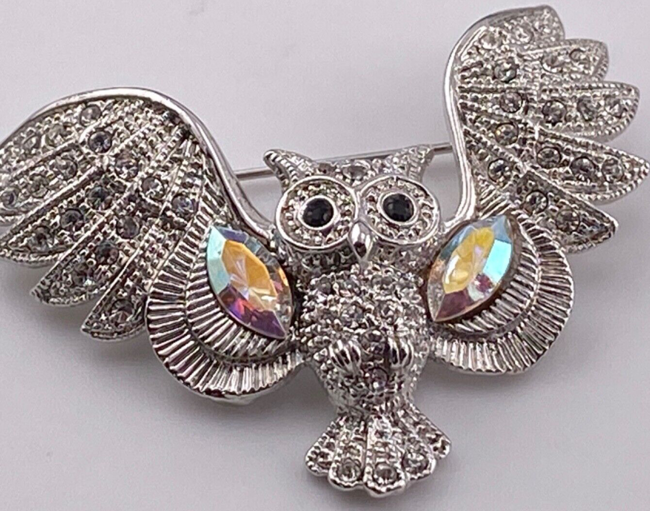 Spectacular Rhinestone 2” Sparkling Owl Brooch Pin 004-172