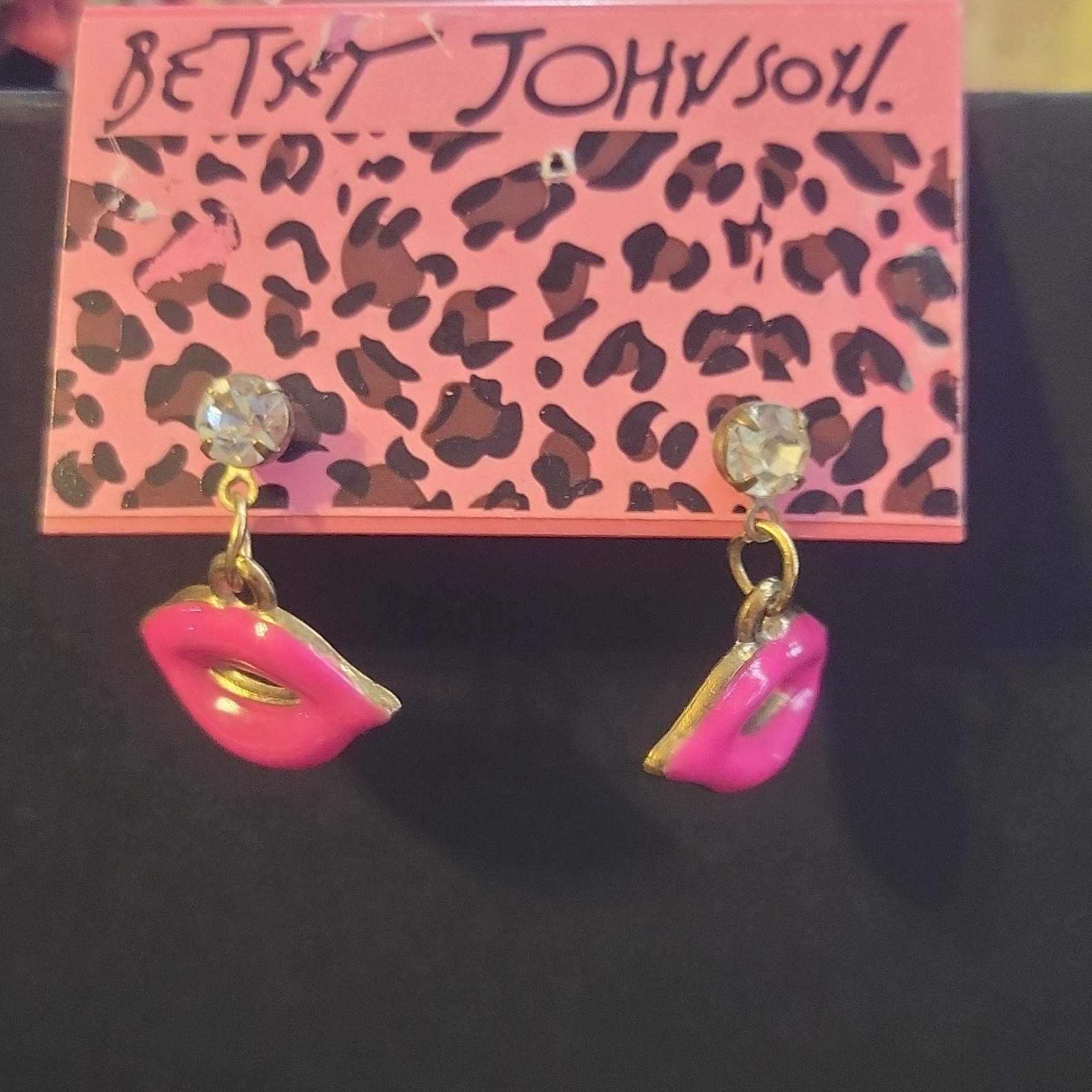 Betsey Johnson Pink Enamel Lips Dangle Drop Earrings Crystal Stud Gold Tone