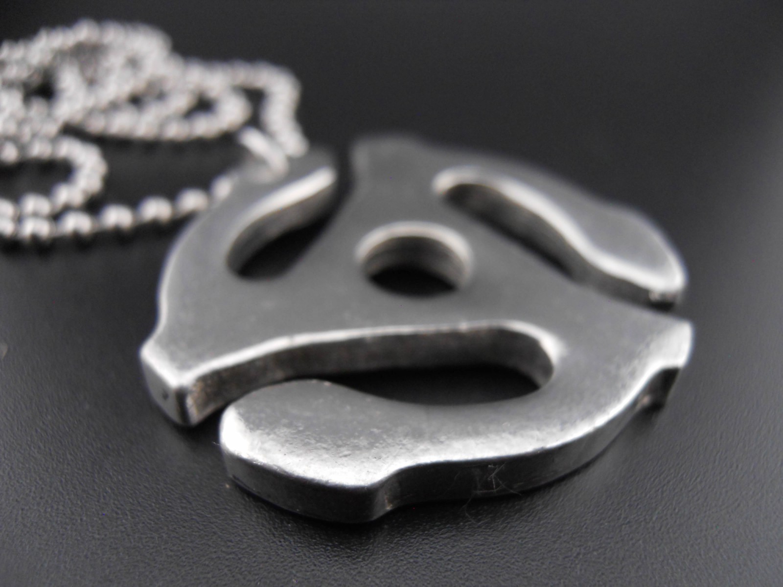 Record Spindle Adapter Necklace Stainless Chain New Pendant 45 rpm Insert