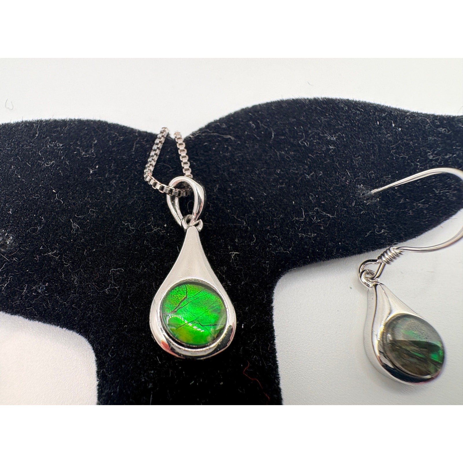 Sterling Silver Ammolite 18″ Necklace Dangle Earring Set