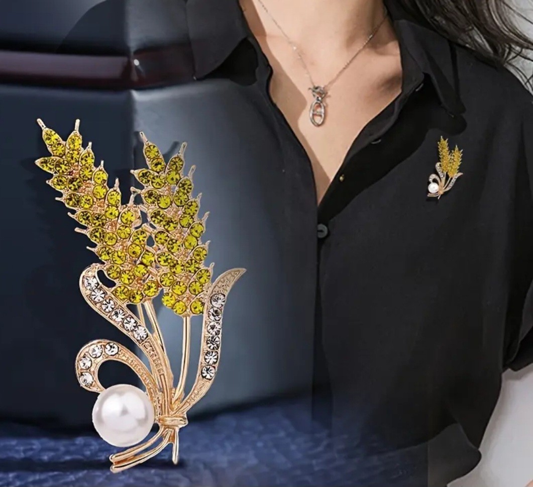 Gold Tone Flower Brooch Pin Yellow Rhinestones White Round Pearl 5.2cm